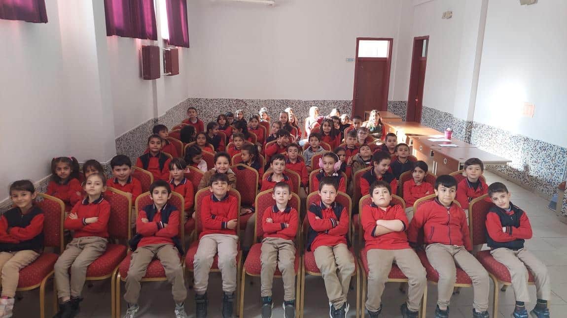 Okulumuz 2  sınıf öğrencilerine Akran Zorbalığı semineri verilmiştir. 